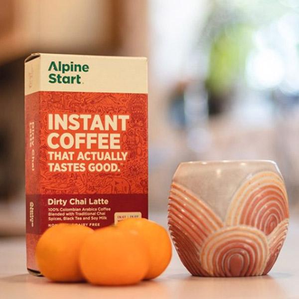 Alpine Start Foods Dirty Chai Latte Instant Coffee Citrus & Cup